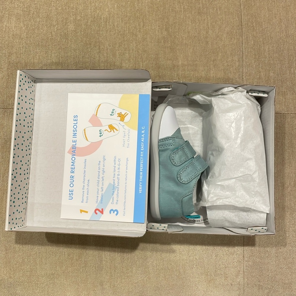 Ten Little First Walker Teal Size 6 baby shoes